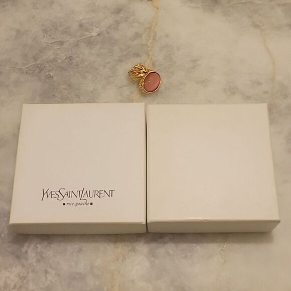 NWT Yves Saint Laurent Sz 4 RARE Pink YSL Arty Cabochon Statement 24KT Gold Ring - Picture 10 of 15